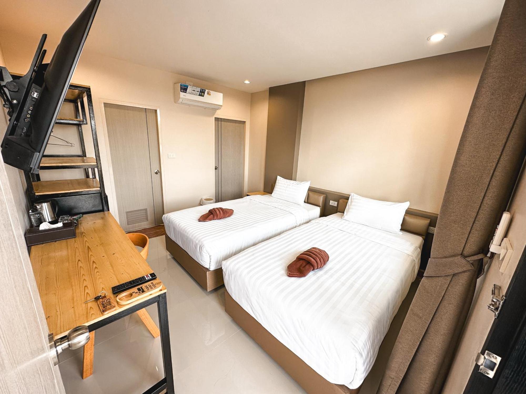 Rest Time Hotel Nong Khai Exterior photo
